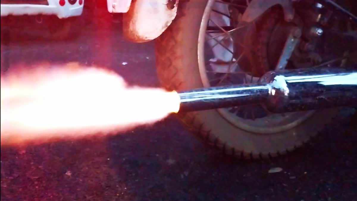 धमाका करने वाली 04 बुलेट मोटर साइकिलों को पौड़ी पुलिस ने सीज कर किया फुस्स