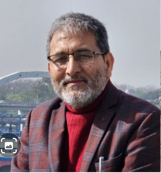 अपने व्यक्तिगत कारणों से तत्काल कार्यमुक्त करने हेतु चिकित्सा शिक्षा सचिव को दिया पत्र।