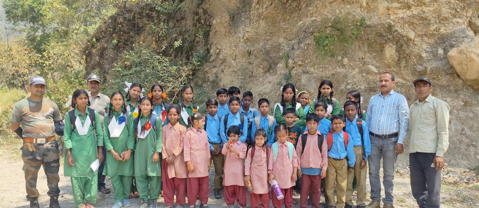 वनाग्नि सुरक्षा एवं मानव वन्य जीव संघर्ष घटनाओं की रोकथाम, सुरक्षा दृष्टिगत जन जागरूकता कार्यक्रम किया गया।