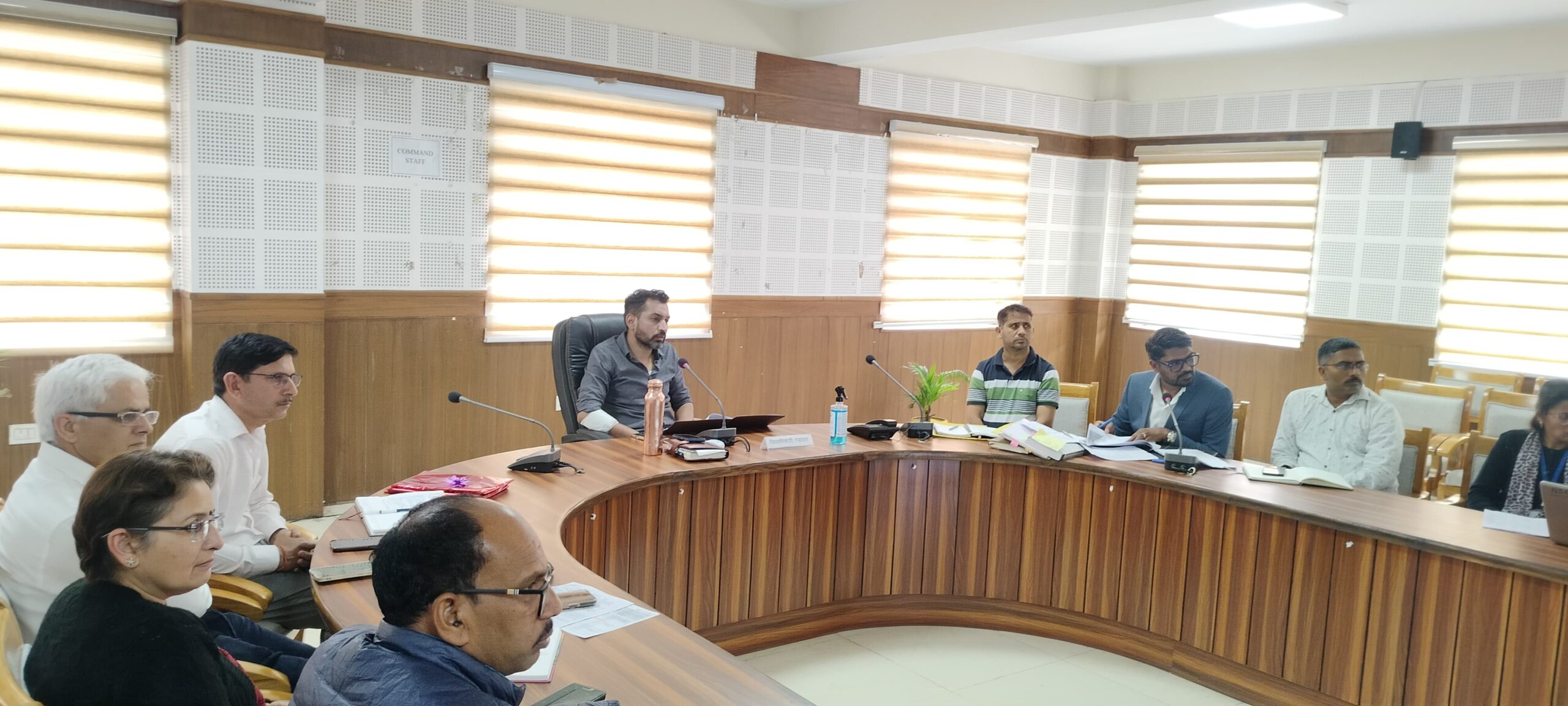 बचपन को सुरक्षित, सम्मानित और सशक्त बनाना हमारी जिम्मेदारीः जिलाधिकारी