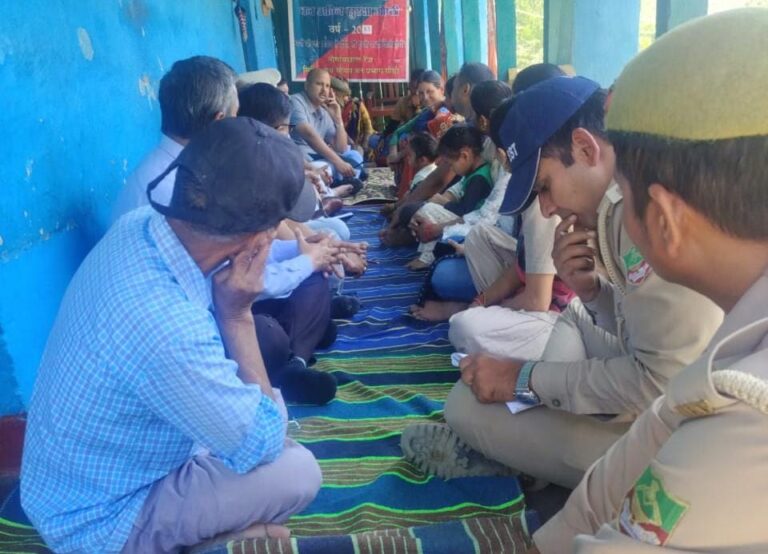 गौखेड़ा में चौपाल का हुआ आयोजन