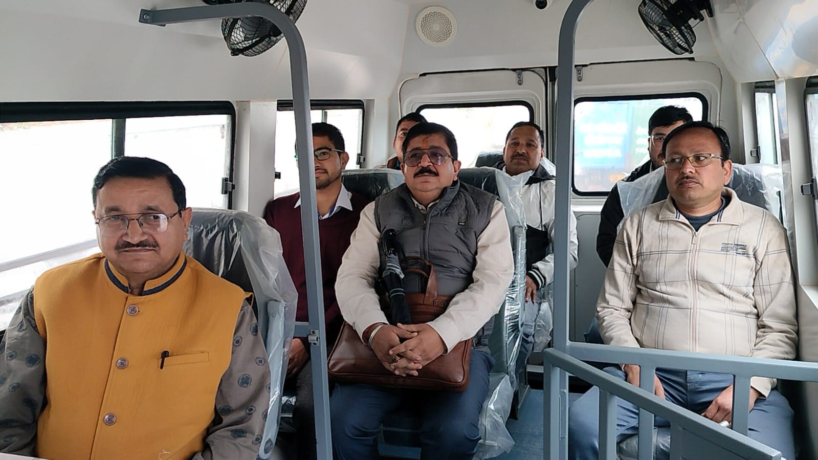 अधिकारियों ने दिया ईंधन बचत और पर्यावरण संरक्षण का संदेश