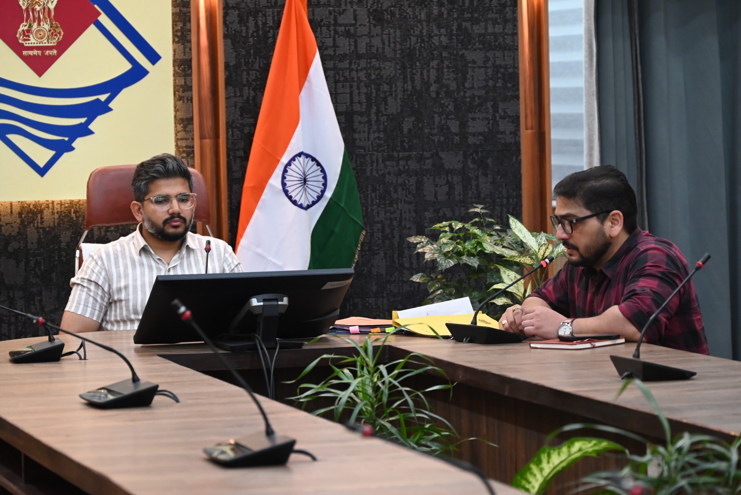 देहरादून जिले के 1090 पोलिंग बूथों के लिए चयनित हुए पीठासीन और प्रथम मतदान अधिकारी।