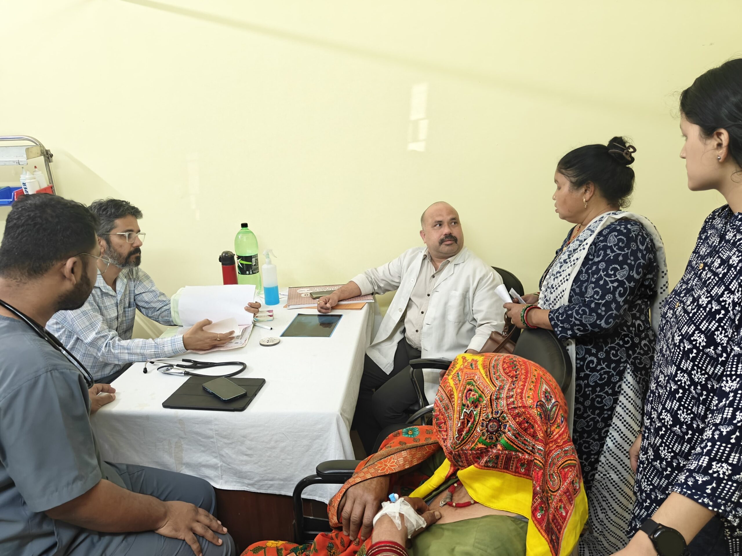 दो मरीजों का पूर्व में हो चुका इलाज, ओपीडी में चेकअप के लिए आए