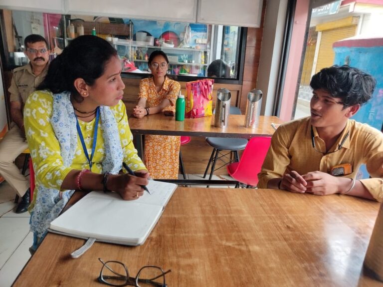 जिलाधिकारी के निर्देशानुसार जिला परिवीक्षा अधिकारी की अगुवाई में श्रीनगर बाजार एवं धारी देवी क्षेत्र में बाल एवं किशोर बचाव व पुनर्वास हेतु विशेष अभियान चलाया गया।