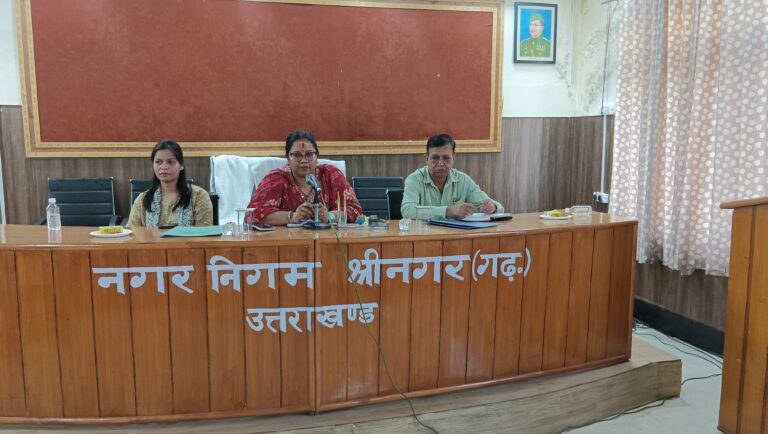 15 अगस्त पर निकलेगी स्कूली परेड, देशभक्ति की झलक दिखाएंगी झांकियां