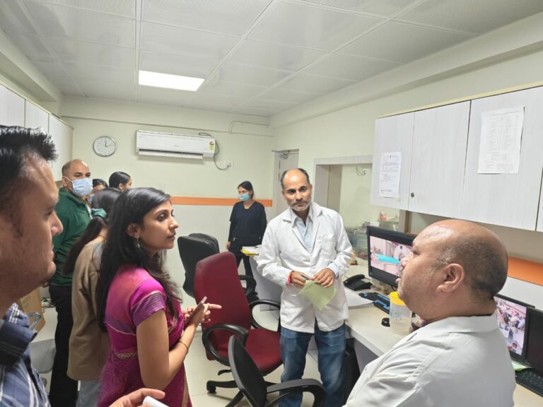 फरासू भूस्खलन पर जिलाधिकारी ने दिए त्वरित कार्रवाई के निर्देश