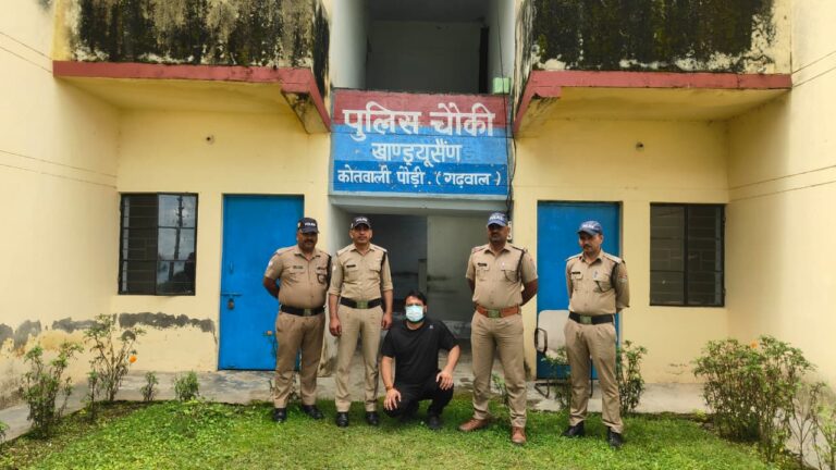 आत्महत्या करने से पहले युवक द्वारा सोशल मीडिया पर किया था अपना वीडियो अपलोड।