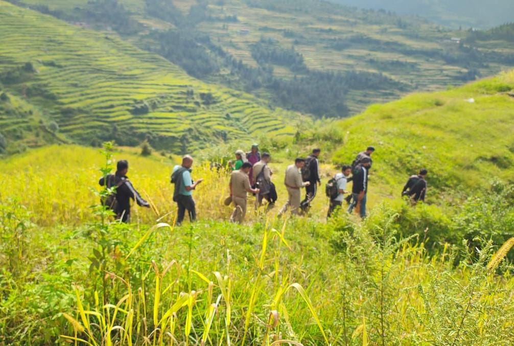 ड्रोन और ट्रैप कैमरों से निगरानी, ट्रेंकुलाइज स्नाइपर मौके पर तैनात