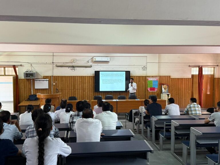 मानसिक स्वास्थ्य भी उतना ही ज़रूरी जितना शारीरिक स्वास्थ्य- डॉ रावत