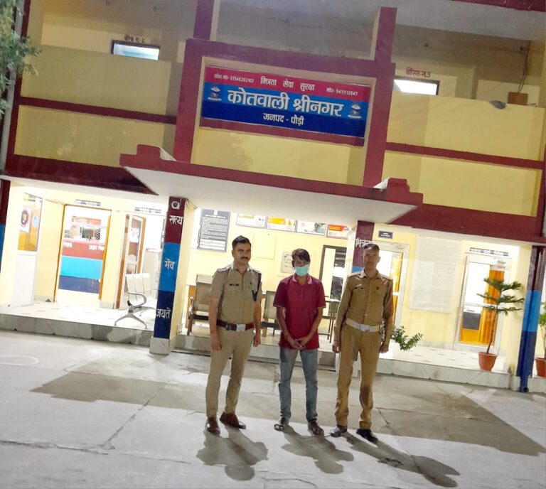 शराब पीकर वाहन चलाने वाले वाहन चालकों के विरुद्व सघन चैकिंग अभियान