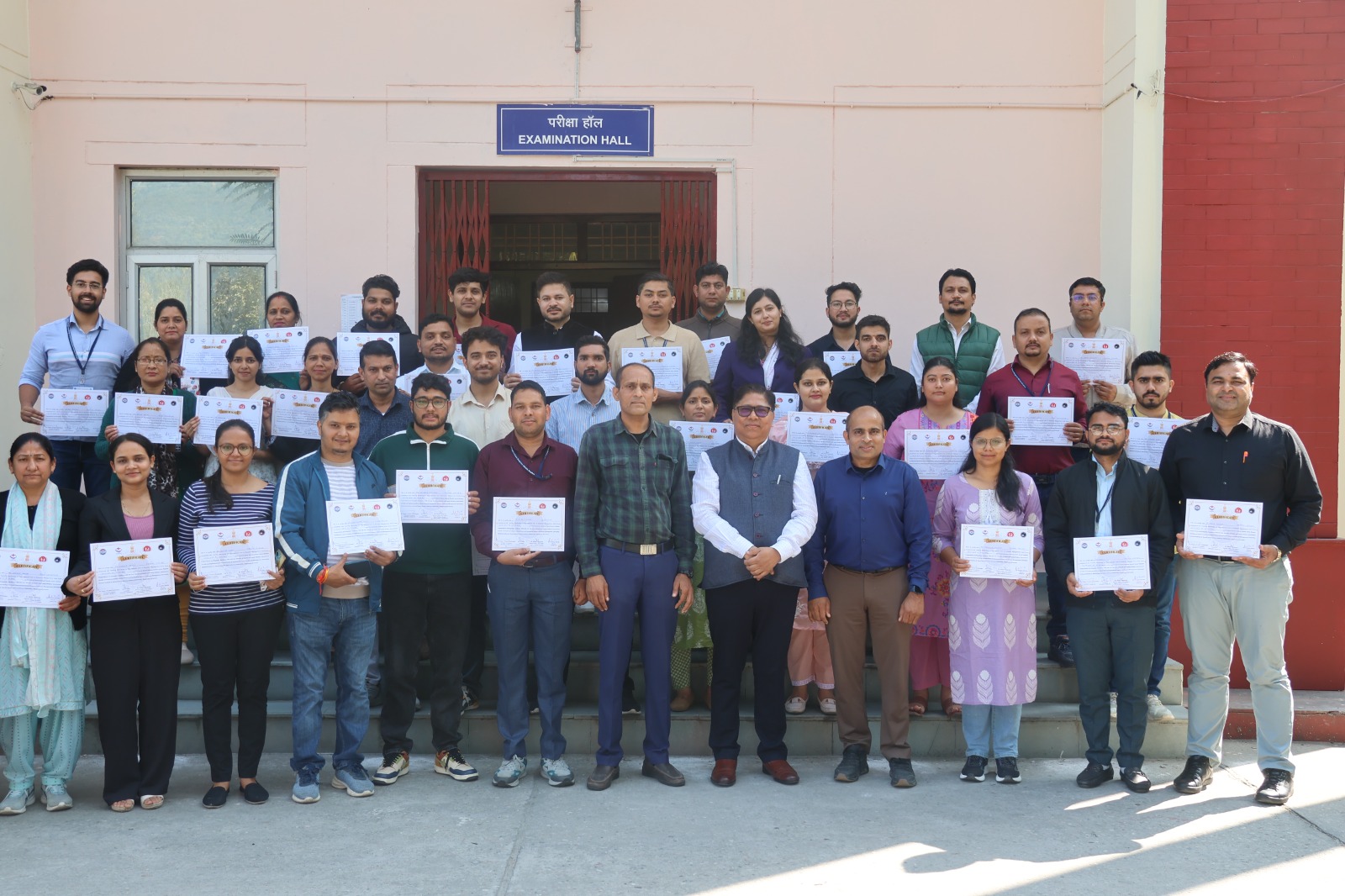 जागरूक जनता, संवेदनशील कर्मी ही प्रदेश की शक्ति-- प्रो. सयाना