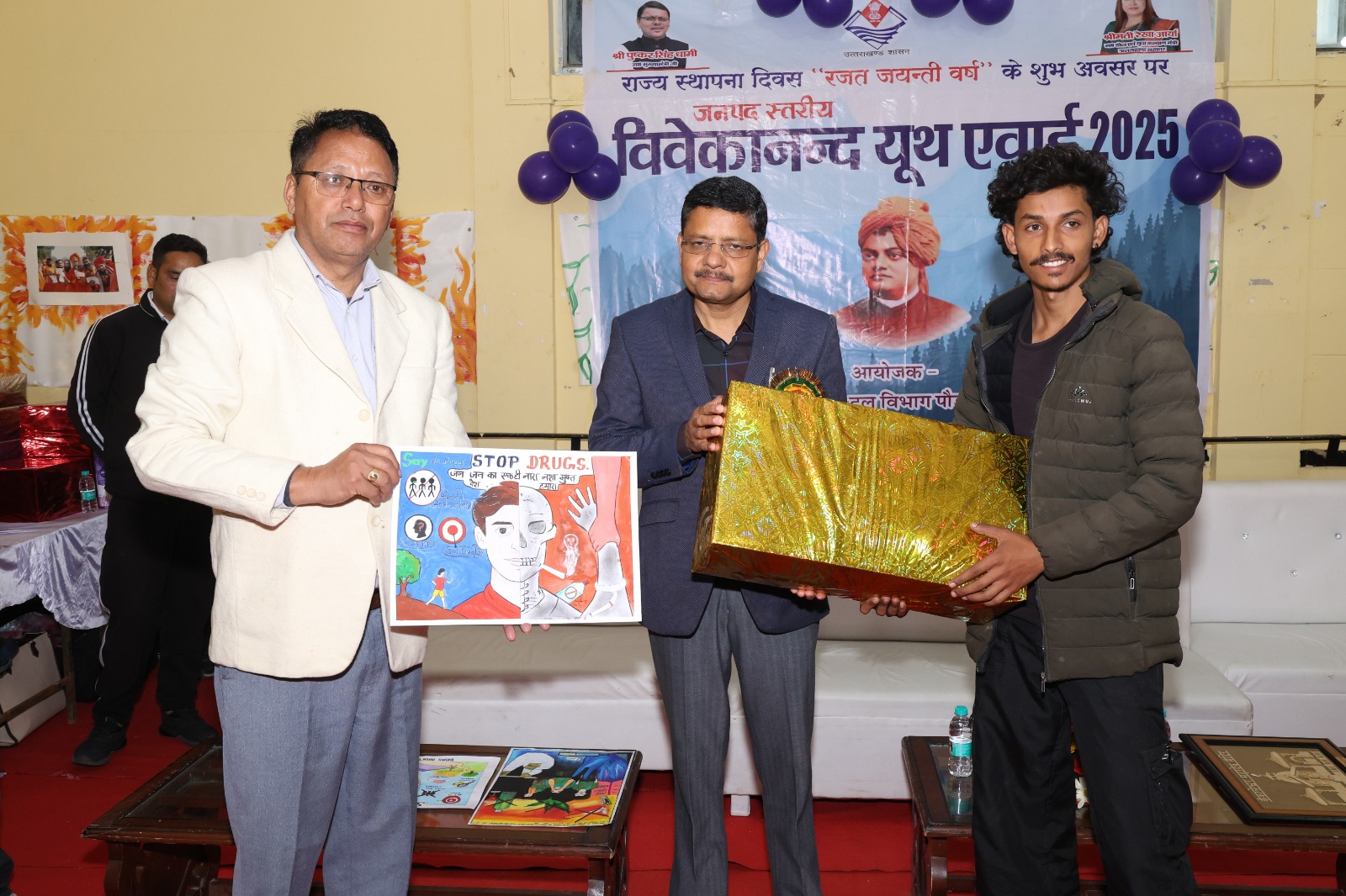 चित्रकला, कहानी, कविता लेखन और विज्ञान मेले में छात्रों ने बढ़चढ़ कर लिया हिस्सा