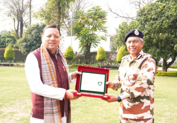 मुख्यमंत्री श्री पुष्कर सिंह धामी से भारत-तिब्बत सीमा पुलिस (आईटीबीपी) के महानिदेशक श्री शत्रुजीत कपूर ने शिष्टाचार भेंट की।