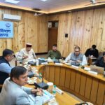 हरिद्वार में 2027 में होने वाले अर्ध कुंभ मेले को देखते हुए नदियों का चैनेलाइजेशन, स्ट्रांम वाटर मास्टर ड्रेनेज सिस्टम का कार्य समयबद्ध ढंग से किया जाये। विभागीय कार्यों में तेजी लाने के साथ-साथ गुणवत्ता का विशेष ध्यान रखते हुए खाली पड़े पदों को भी शीघ्रता से भरा जाये।