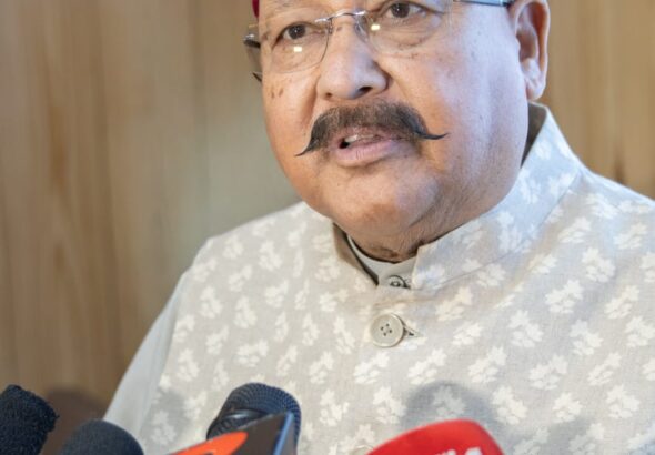 प्रदेश के कैबिनेट मंत्री और वरिष्ठ भाजपा नेता सतपाल महाराज ने कहा है कि कांग्रेस और उनके नेताओं का काम हमेशा से ही देश एवं प्रदेश की जनता को बर्गलाने का रहा है।