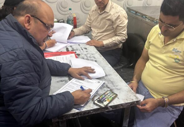 होली पर्व को देखते हुए खाद्य सुरक्षा विभाग ने मिलावटखोरी के खिलाफ सख़्ती बढ़ा दी है। जनपद में मिठाई, दूध, दुग्ध उत्पाद एवं फलों के रस सहित विभिन्न खाद्य एवं पेय पदार्थों के कुल 135 नमूने जांच के लिए रुद्रपुर स्थित प्रयोगशाला भेजे गए हैं।