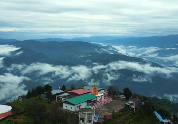 #BhairavGarhi #PauriGarhwal #UttarakhandTourism #Lansdowne #Kirtikhal #TrekkingInUttarakhand #KalBhairav #Devbhoomi