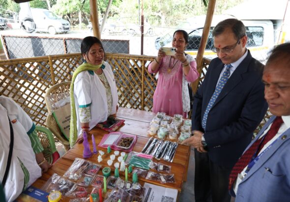 #RBIGovernor #SanjayMalhotra #FinancialLiteracy #DehradunNews #SHG #CrisilFoundation #BankingAwareness #UttarakhandUpdate