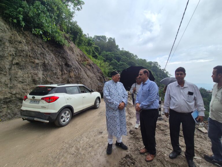 : #SatpalMaharaj #MussoorieRoad #PaniWalaBend #PWDUttarakhand #BridgeConstruction #HimwantPatrika #UttarakhandNews #DehradunMussoorieRoad