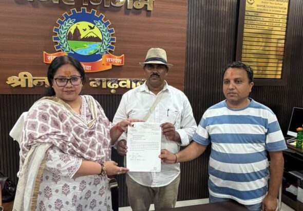 #SrinagarGarhwal #PressClubSrinagar #AartiBhandari #MayoraSrinagar #SatyaKiGunj #JournalistsDemands #UttarakhandNews #MediaBhawan