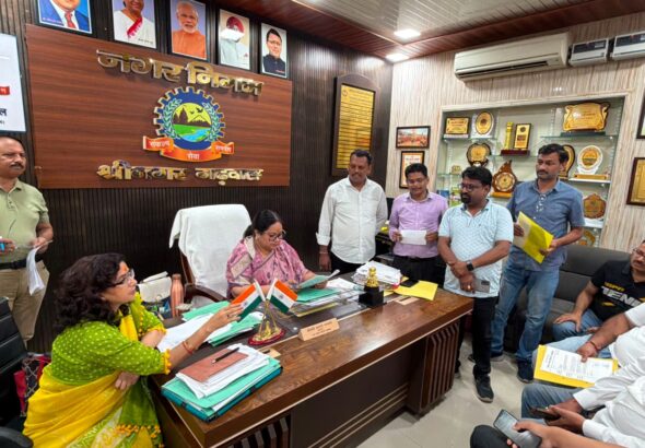 #SrinagarGarhwal #AartiBhandari #VyaparSabha #SelfAssessmentTax #NagarNigamSrinagar #SatyaKiGunj #UttarakhandNews #TraderRelief